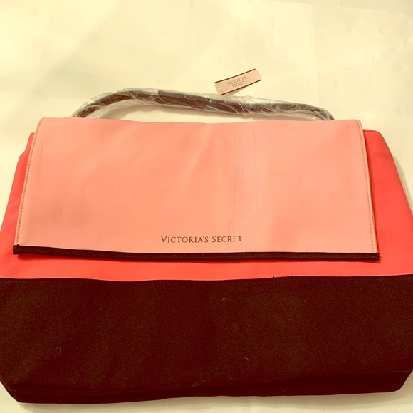 Victoria's Secret Handbags - Victoria’s Secret Insulated Bag NWT